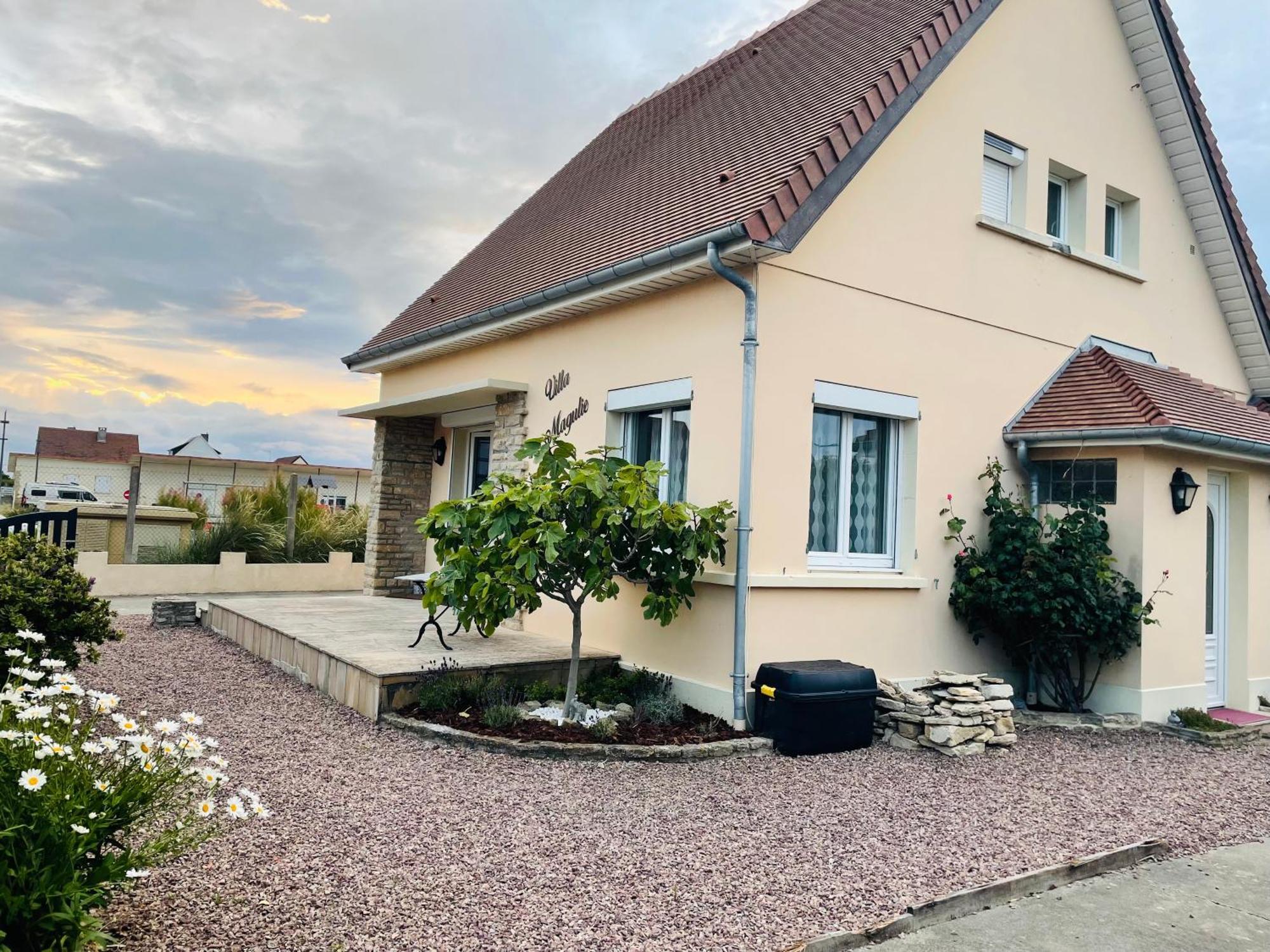 Villa Magulie, le calme en bord de plage Ver-sur-Mer Exterior foto